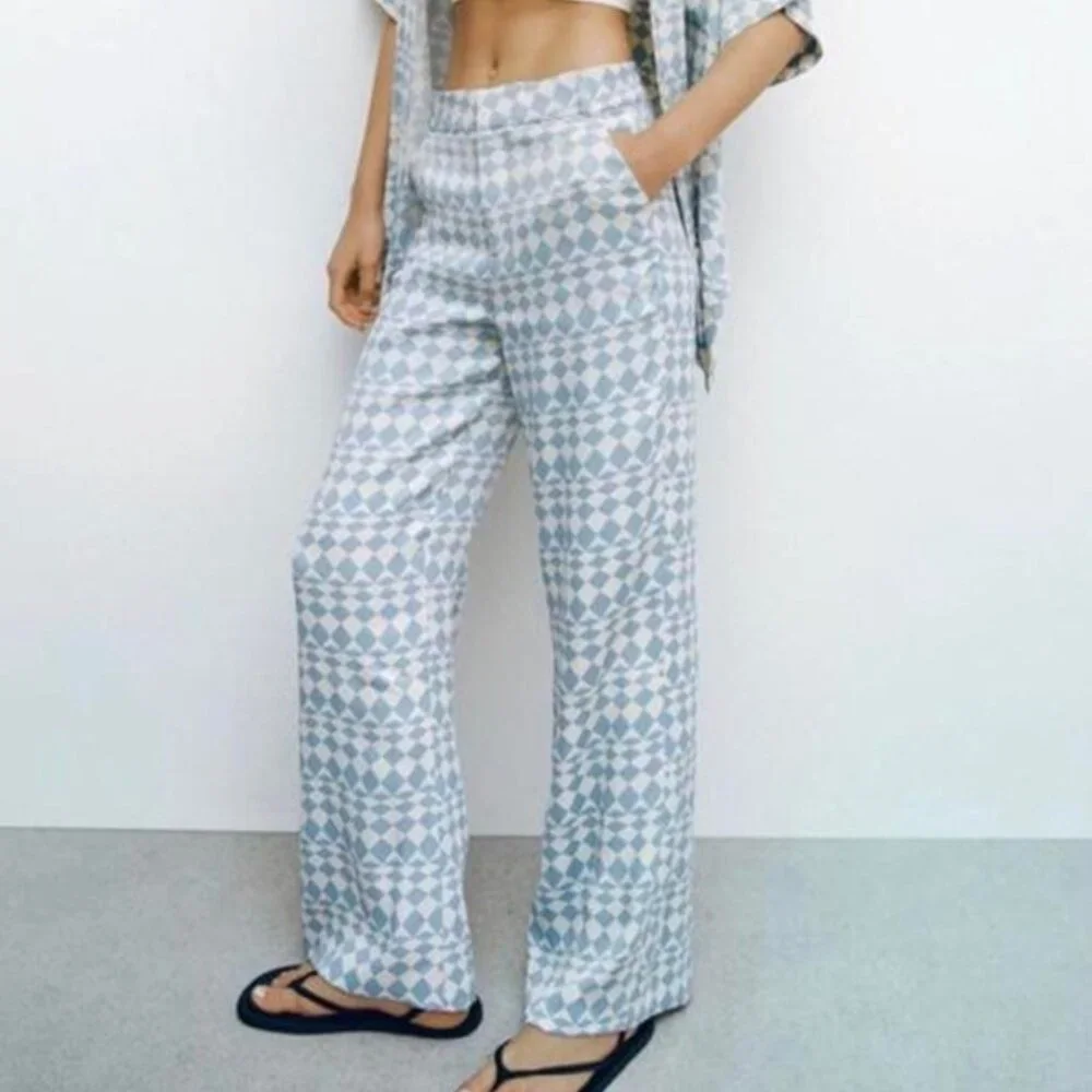 Zara Satin Effect Geometric Printed Pants S - Picture 2 of 5
